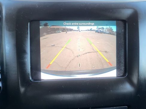 Used 2019 Jeep Cherokee Latitude w/ Popular Appearance Group image 32