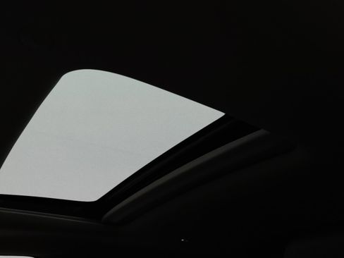 Certified 2025 Honda HR-V EX-L image 10