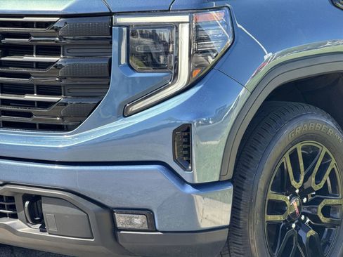 Used 2024 GMC Sierra 1500 Elevation image 6