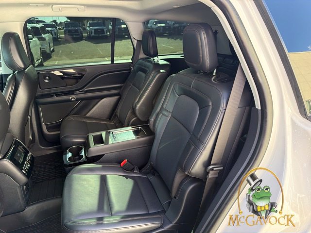 Used 2026 Lincoln Aviator Reserve w/ Jet Appearance Package RWD image 25