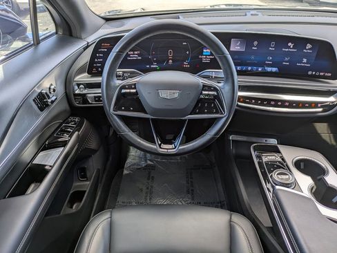 Certified 2024 Cadillac Lyriq Tech w/ Driver Assist Package image 17