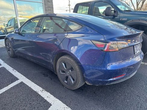 Used 2023 Tesla Model 3 Standard Range image 4
