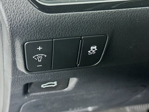 Used 2025 Kia K5 LXS image 17