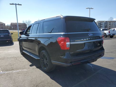 Used 2023 Ford Expedition Max XLT image 7