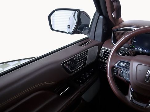 Used 2019 Lincoln Navigator L Black Label AWD/4WD image 27