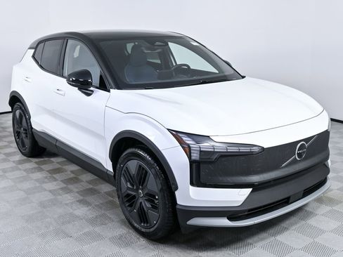 New 2026 Volvo EX30 Cross Country Ultra w/ Protection Package Premier AWD/4WD image 25