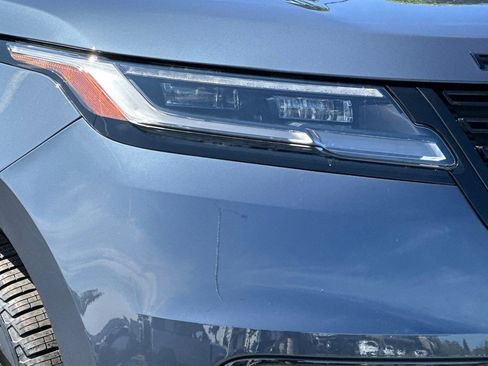 New 2026 Land Rover Range Rover Velar Dynamic SE image 11