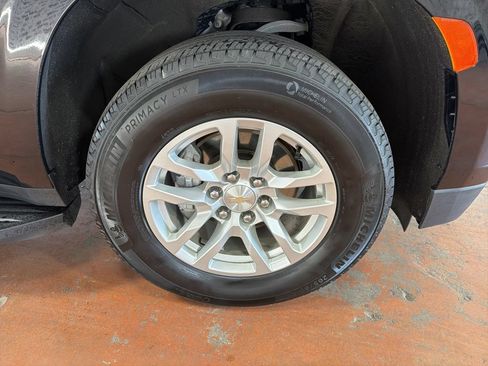 Used 2024 Chevrolet Tahoe LT AWD/4WD image 10