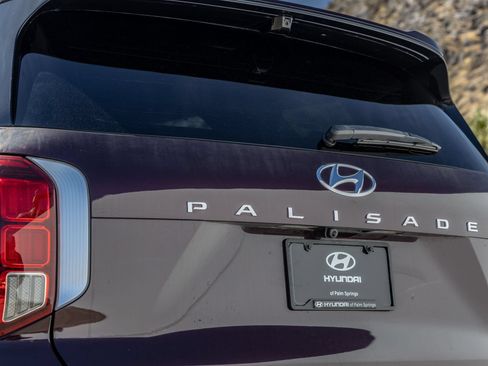 Used 2023 Hyundai Palisade Calligraphy FWD image 8