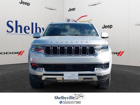 Used 2022 Jeep Wagoneer Series III w/ Rear Seat Video Group 1 image 6