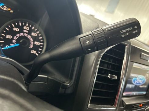 Used 2015 Ford F150 XLT w/ Equipment Group 301A Mid AWD/4WD image 19