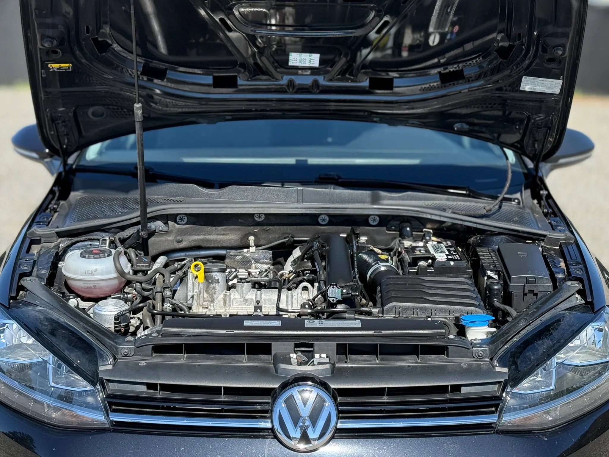 Used 2019 Volkswagen Golf S FWD image 28