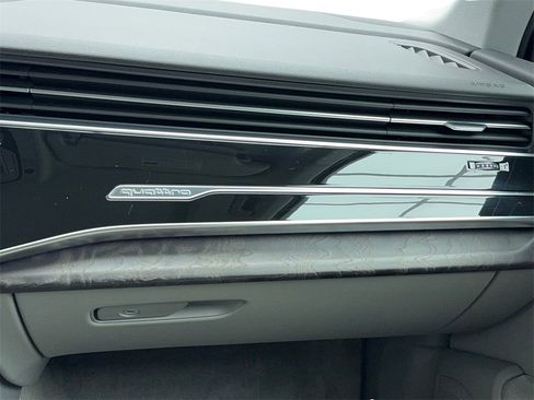 Used 2022 Audi Q7 3.0T Premium image 21