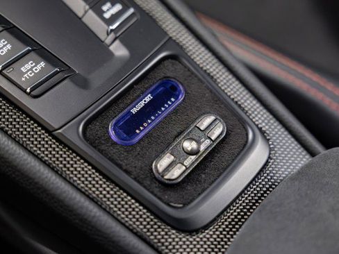 Used 2016 Porsche 911 GT3 RS image 40