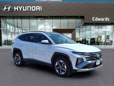 New 2025 Hyundai Tucson SEL image 12