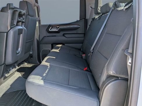 Used 2024 Chevrolet Silverado 1500 LT AWD/4WD image 15