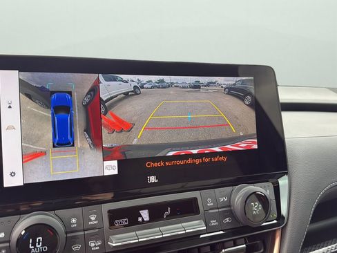 Used 2025 Toyota Grand Highlander AWD Hybrid image 18