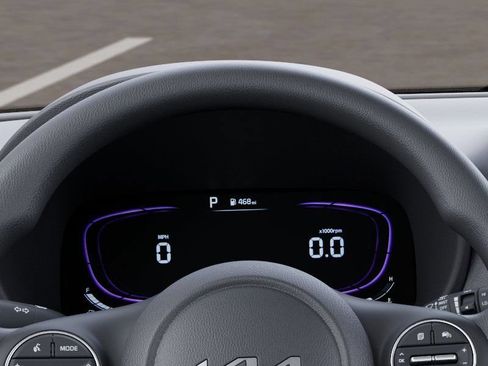 Used 2025 Kia Soul LX w/ LX Technology Package FWD image 21
