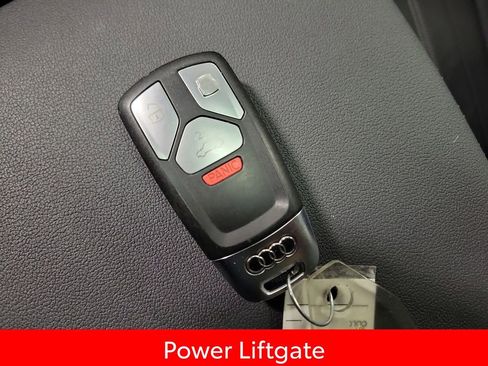 Used 2022 Audi Q5 2.0T Premium Plus image 16