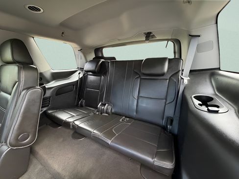 Used 2018 GMC Yukon Denali w/ Open Road Package AWD/4WD image 16