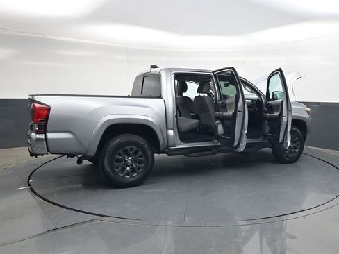 Used 2021 Toyota Tacoma SR5 image 33