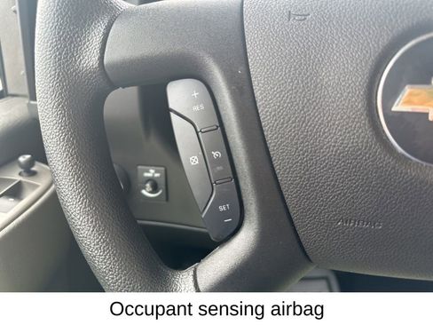 Used 2024 Chevrolet Express 2500 w/ Driver Convenience Package image 28