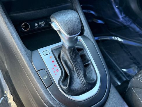 Used 2019 Kia Forte Sedan image 26