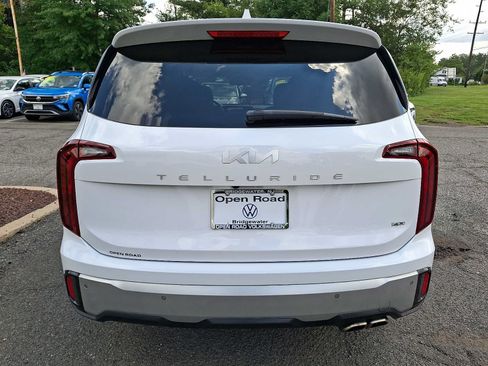 Used 2024 Kia Telluride S w/ S Sunroof Package AWD/4WD image 5