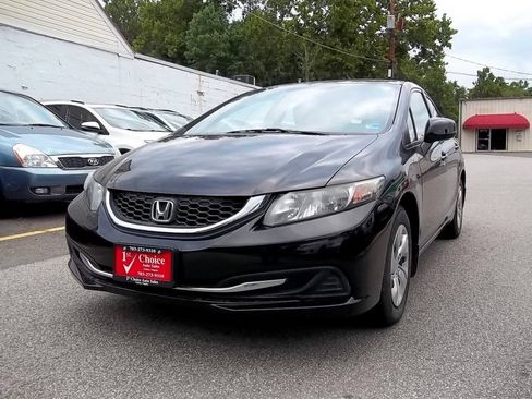 Used 2013 Honda Civic LX image 1