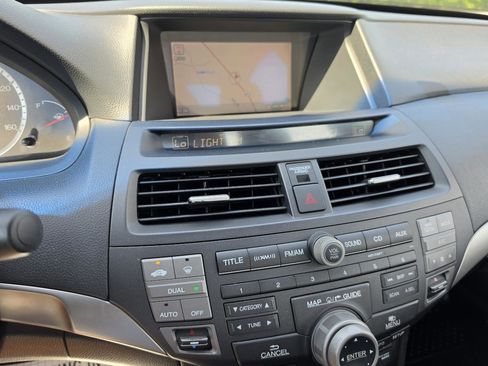 Used 2009 Honda Accord EX-L image 12