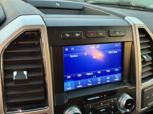 Used 2020 Ford F150 Lariat w/ Equipment Group 502A Luxury image 17