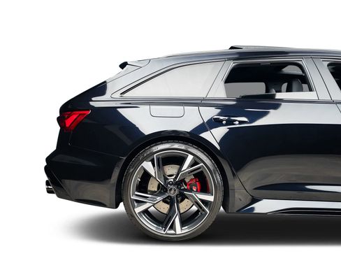 Used 2023 Audi RS 6 w/ Executive Package AWD/4WD image 31