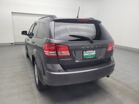 Used 2020 Dodge Journey SE w/ SE Popular Equipment Group image 5