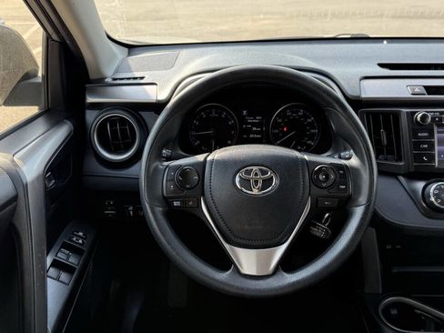 Used 2018 Toyota RAV4 LE w/ All Weather Liner Package AWD/4WD image 20