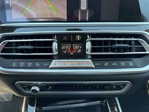 Used 2020 BMW X7 xDrive40i w/ Premium Package image 24