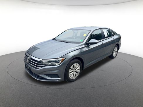 Used 2019 Volkswagen Jetta S w/ Driver Assistance Package FWD image 3