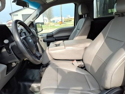 Used 2016 Ford F150 XL w/ Equipment Group 101A Mid RWD image 16
