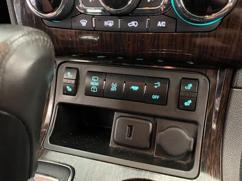 Used 2015 Chevrolet Traverse LT AWD/4WD image 13