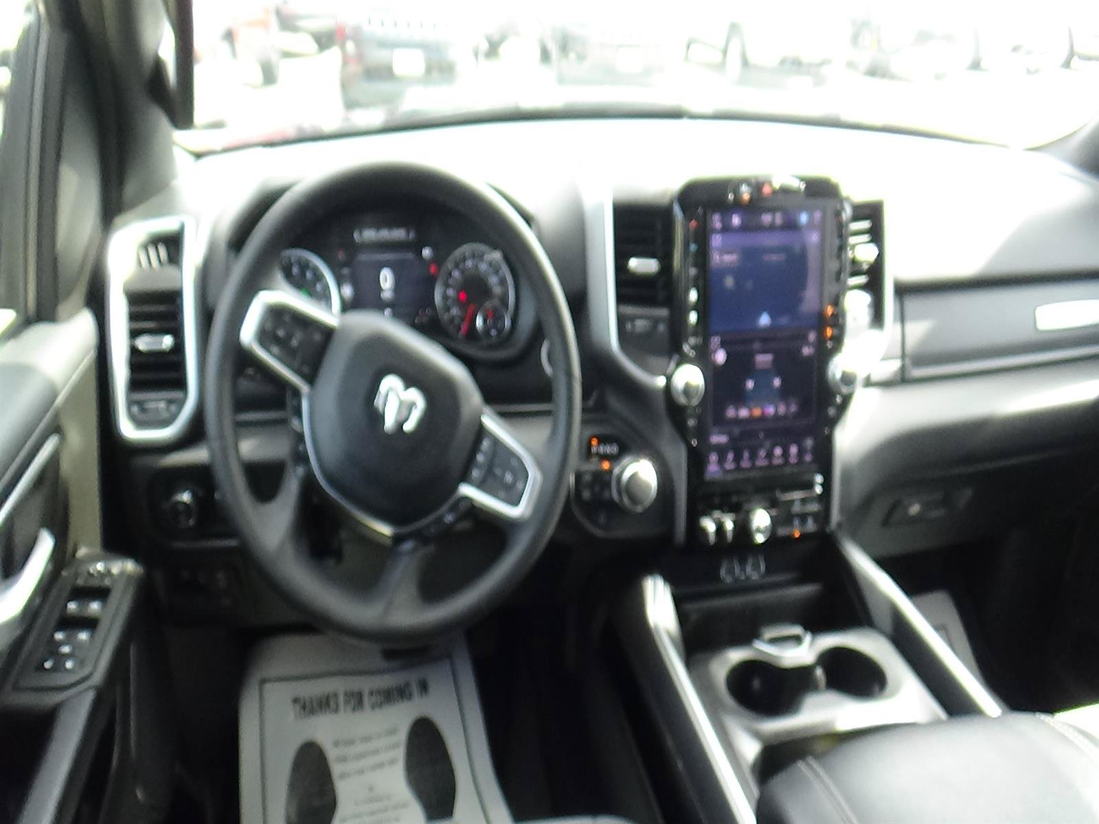 Used 2025 RAM 1500 Big Horn AWD/4WD image 15