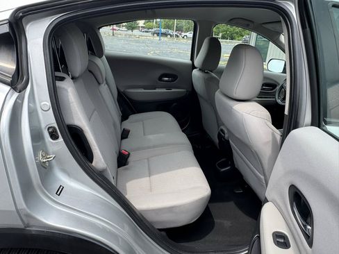 Used 2016 Honda HR-V LX image 15