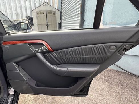 Used 2004 Mercedes-Benz S 430 4MATIC image 11