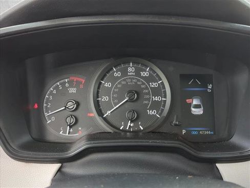 Used 2022 Toyota Corolla L image 19