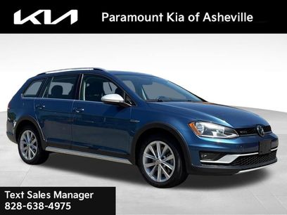 Used 2017 Volkswagen Golf Alltrack S