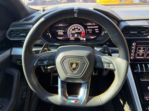 Used 2020 Lamborghini Urus image 14