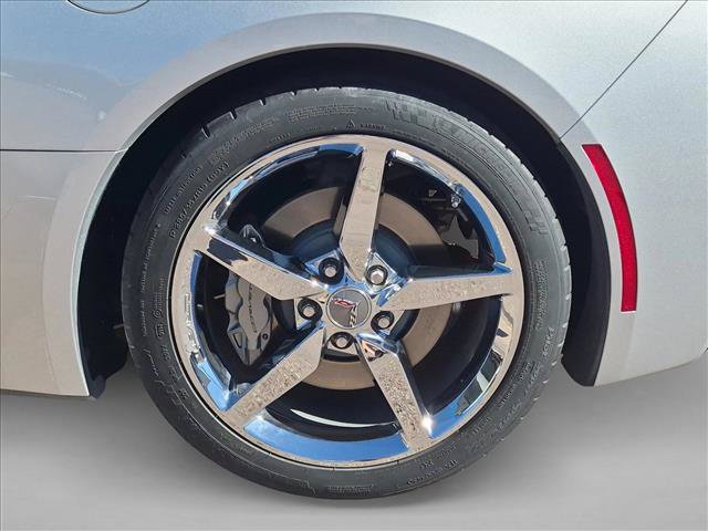 Used 2014 Chevrolet Corvette Stingray Convertible w/ 3LT Preferred Equipment Group RWD image 19
