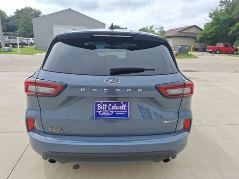 Used 2024 Ford Escape ST-Line w/ Tech Pack #1 AWD/4WD image 18