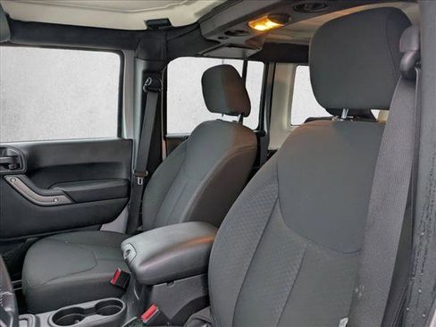 Used 2016 Jeep Wrangler Unlimited Sport w/ Connectivity Group image 11