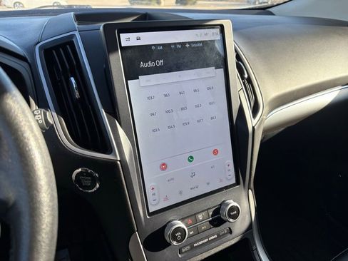 Used 2022 Ford Edge SEL image 20