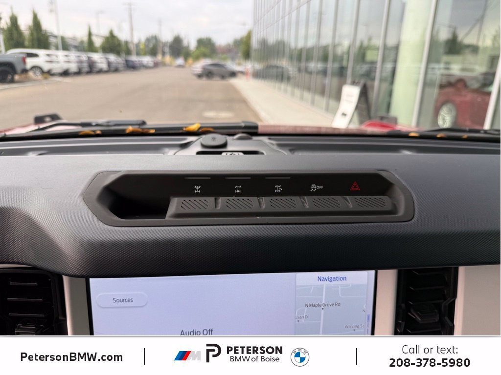 Used 2025 Ford Bronco Heritage Edition AWD/4WD image 28