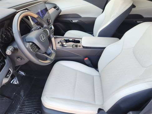 Used 2023 Lexus RX 350 Premium Plus image 13